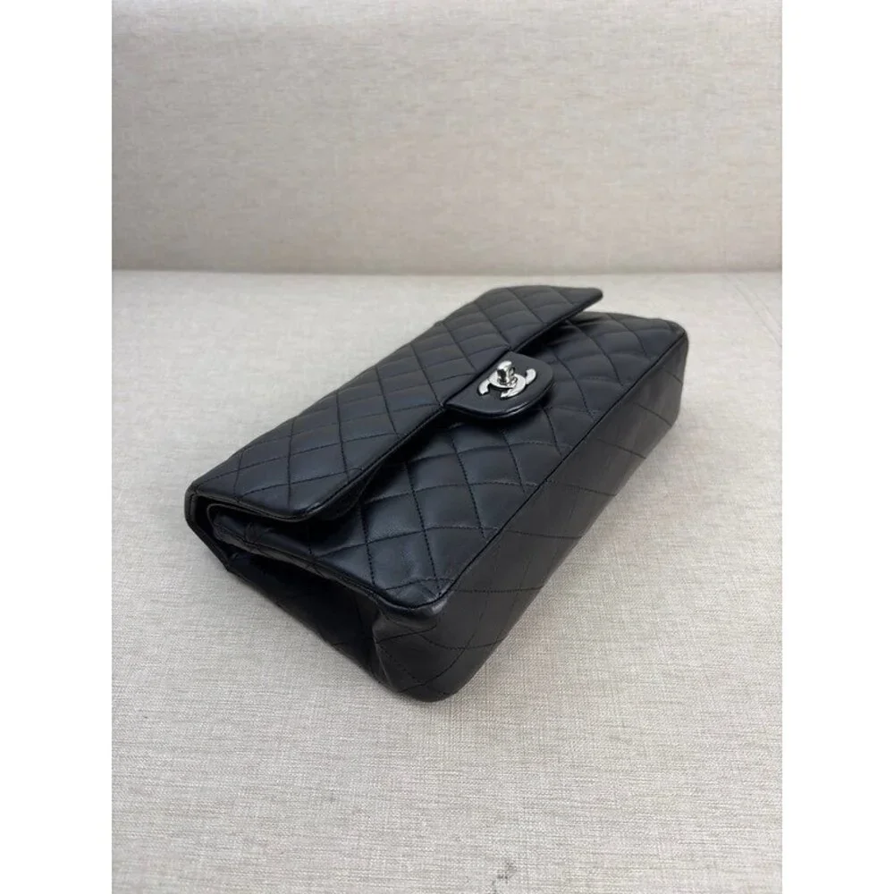 CHANEL Black Lambskin Classic Flap Medium SHW